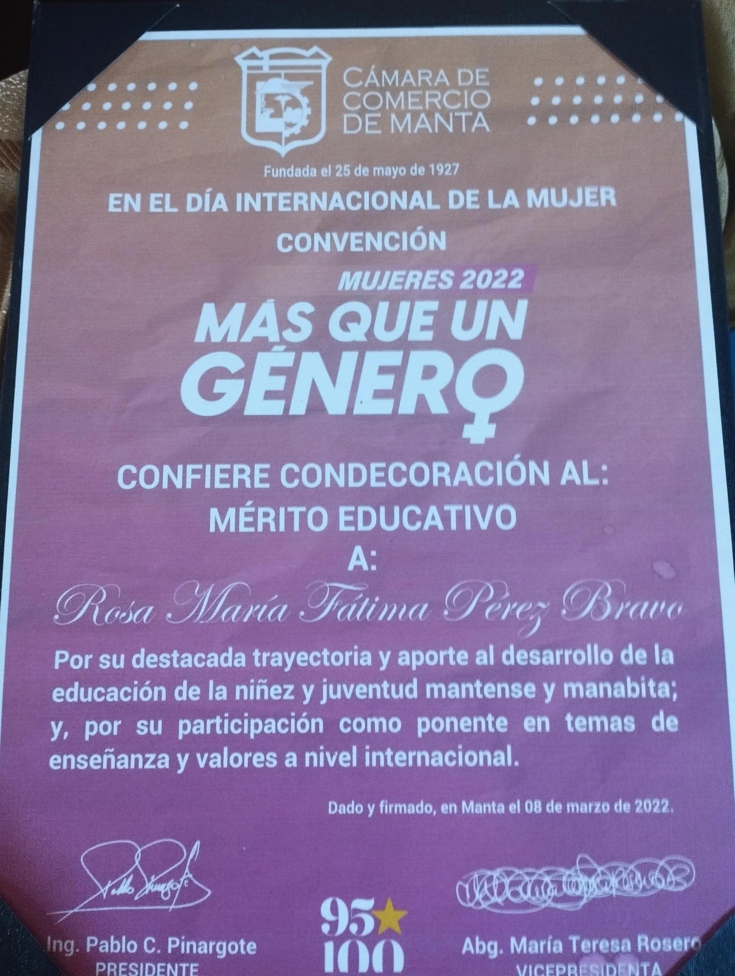 Mérito Educativo. Cámara de Comercio de Manta · 2022