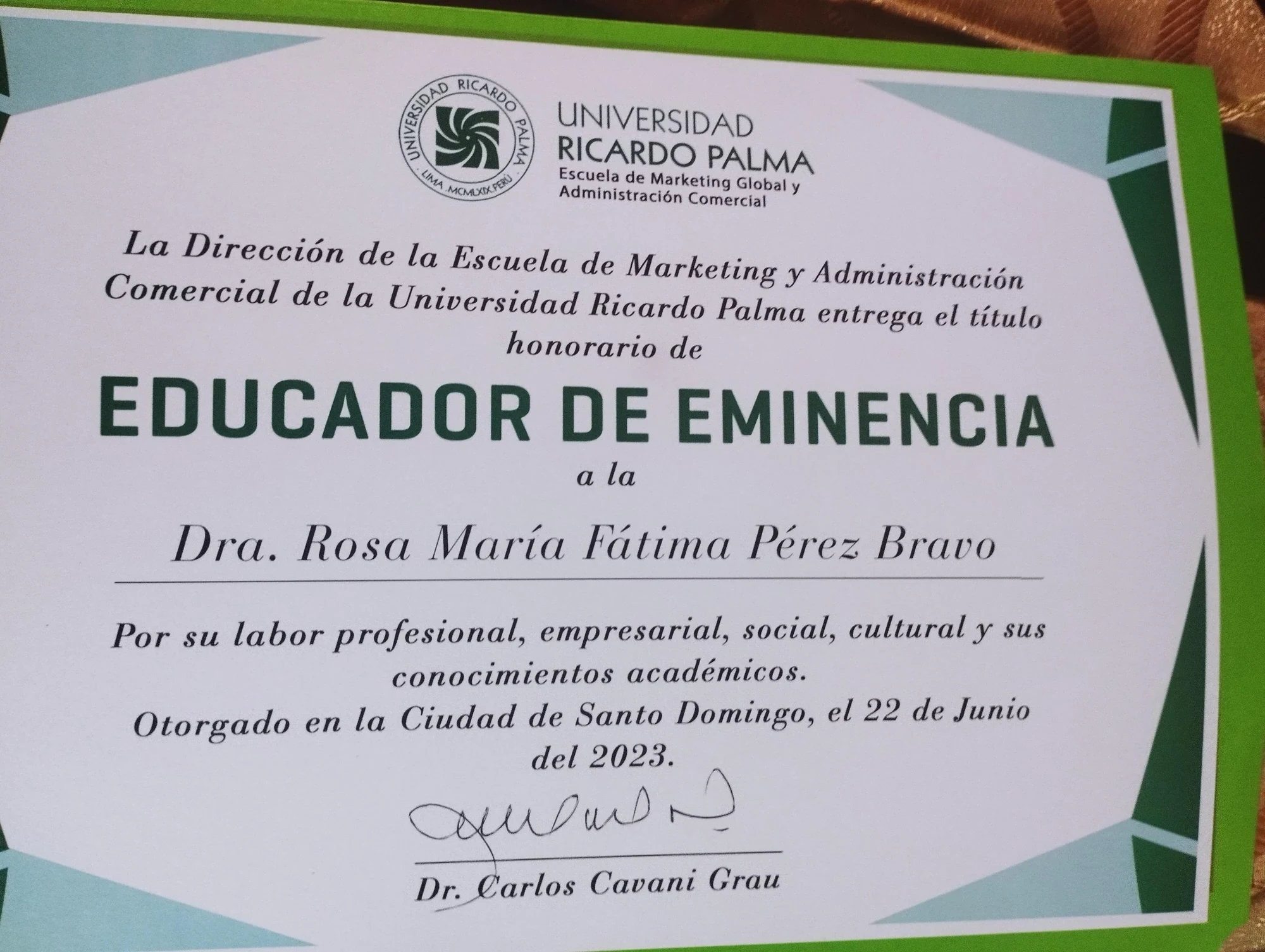 Educador de Eminencia. Universidad Ricardo Palma · 2023